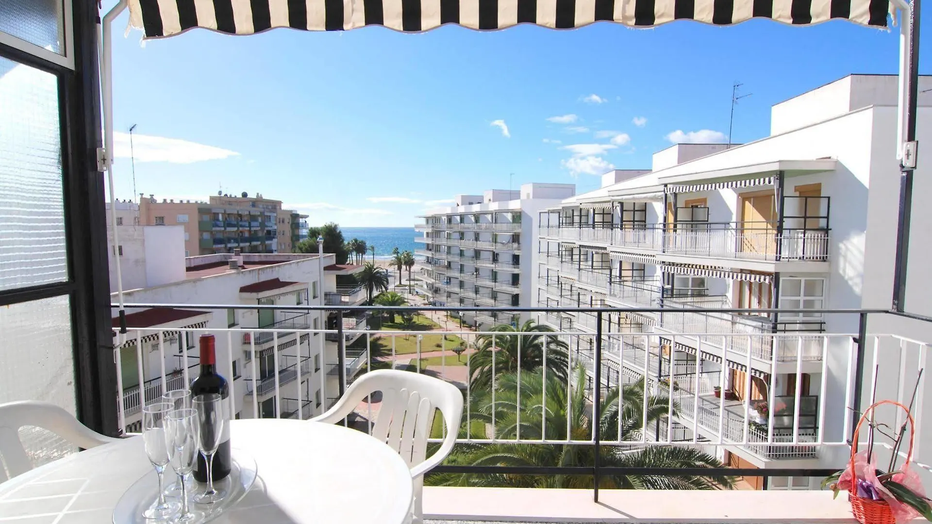 Hotel Estudios Zeus Aries Salou