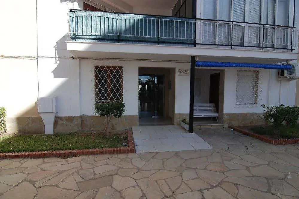 Hotel Estudios Zeus Aries Salou Hiszpania